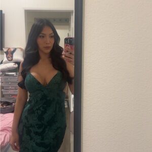 Windsor Dark Green Lace Appliqué Maxi Dress